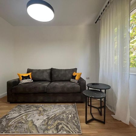 Apartamento Lana Studio Tirana Exterior foto