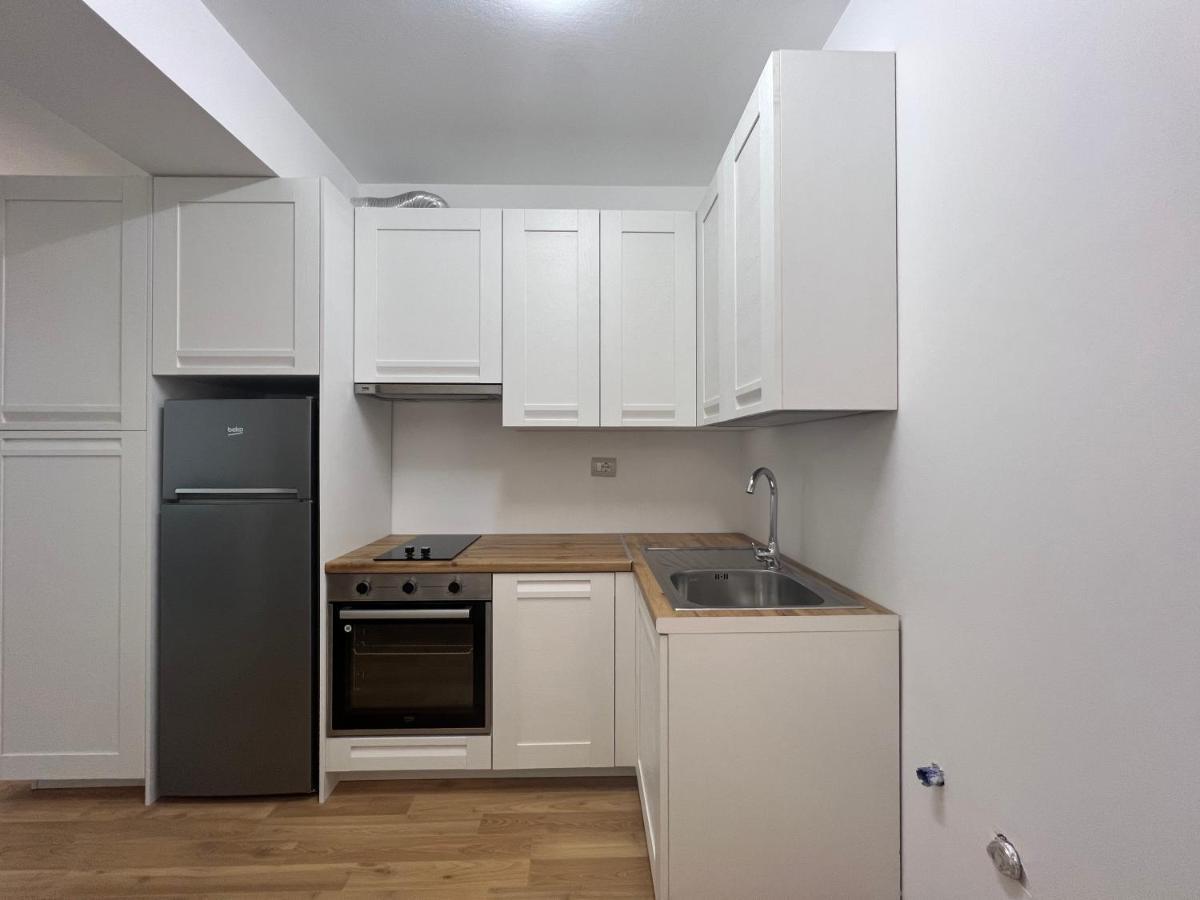 Apartamento Lana Studio Tirana Exterior foto